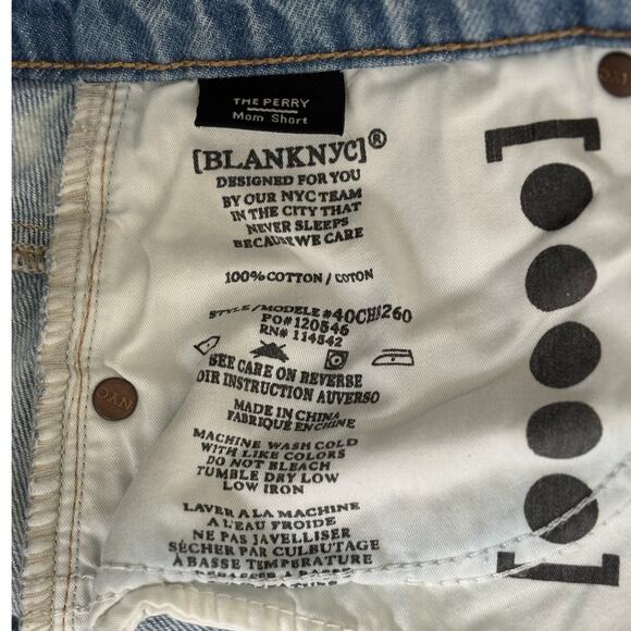 Blank NYC The Perry Mom Shorts Cuffed Minimal Distressing Light Wash Size 27 - Picture 7 of 11